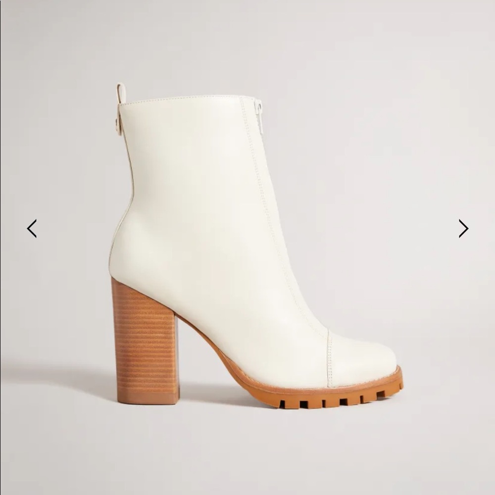 Avha by Ted Baker